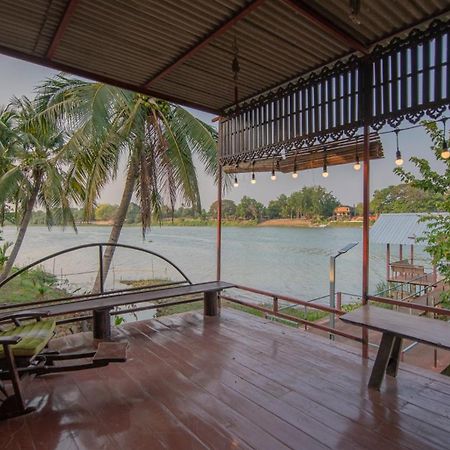 River Flow House Bangtanod Photharam Buitenkant foto