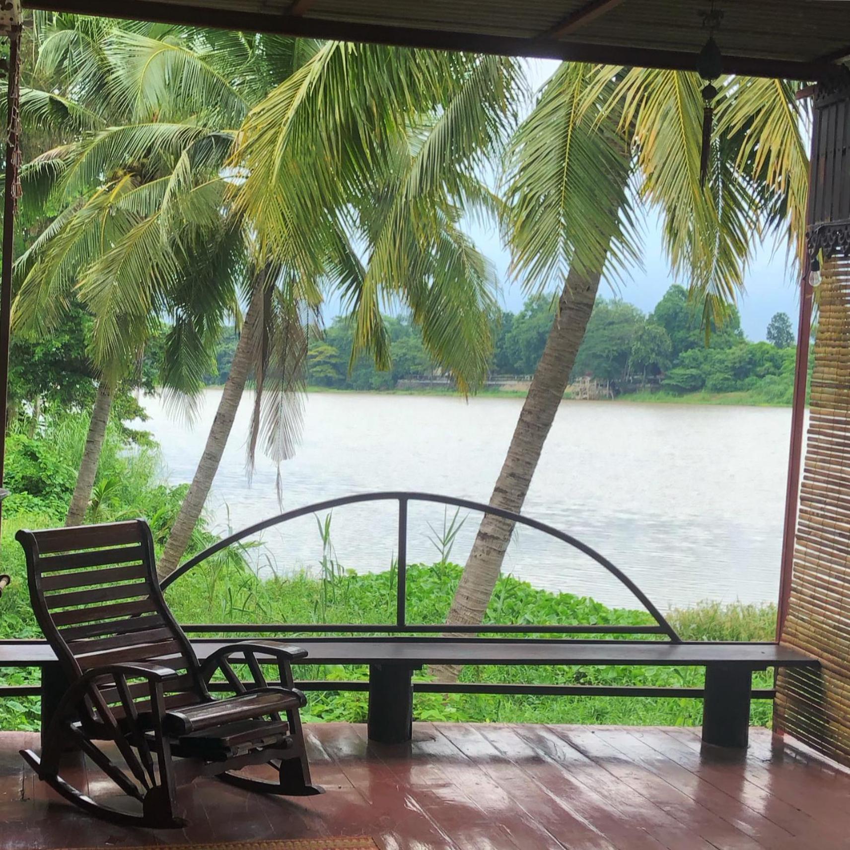River Flow House Bangtanod Photharam Buitenkant foto