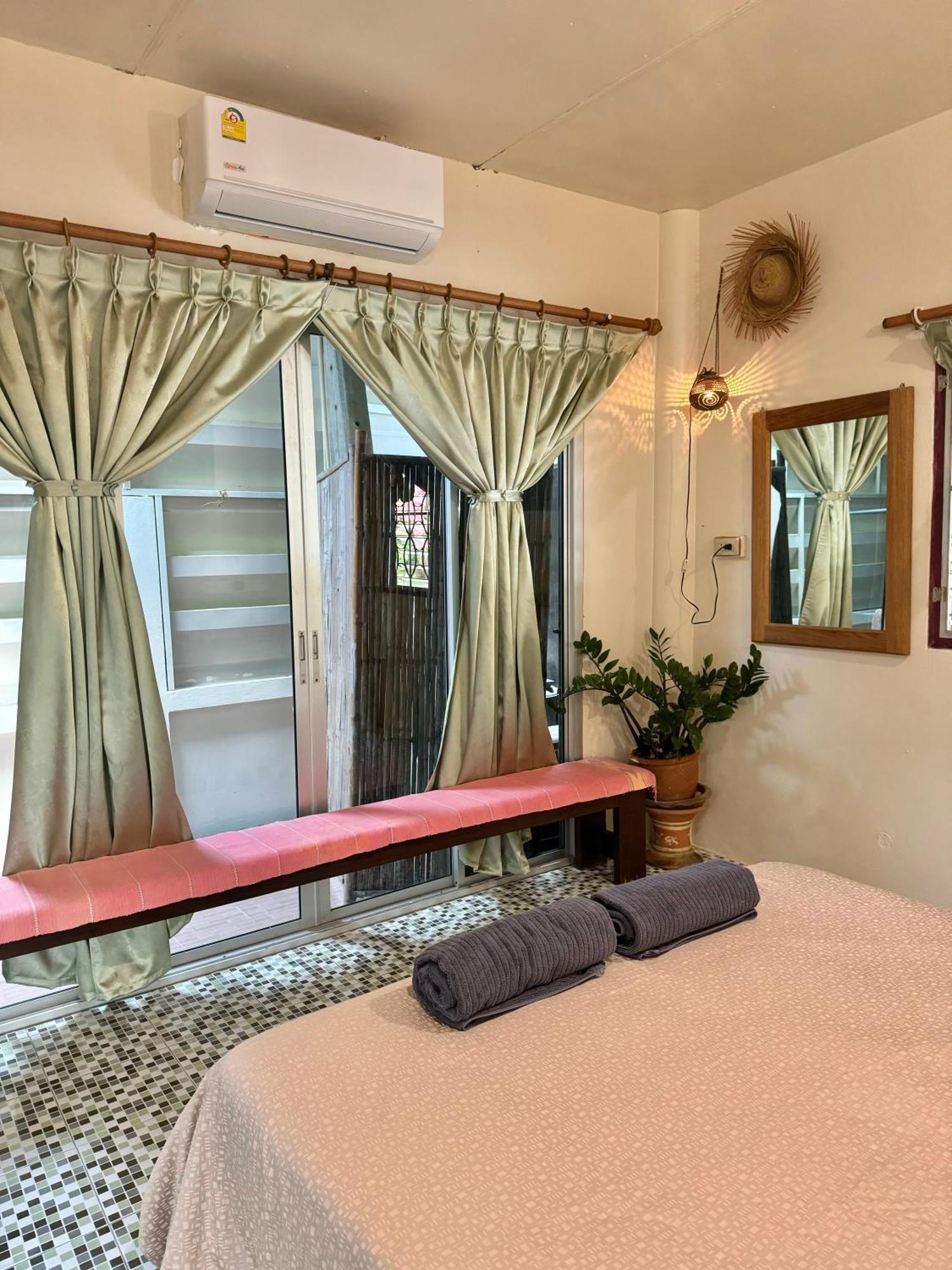 River Flow House Bangtanod Photharam Kamer foto